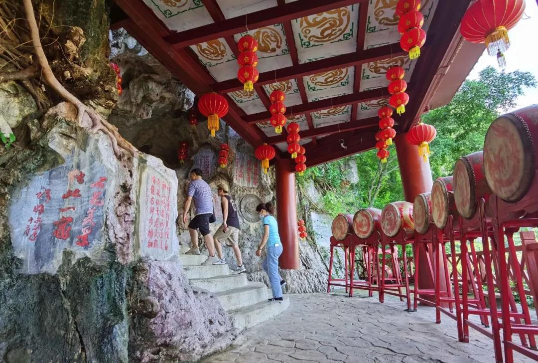 蟠龙洞景区恢复营业1