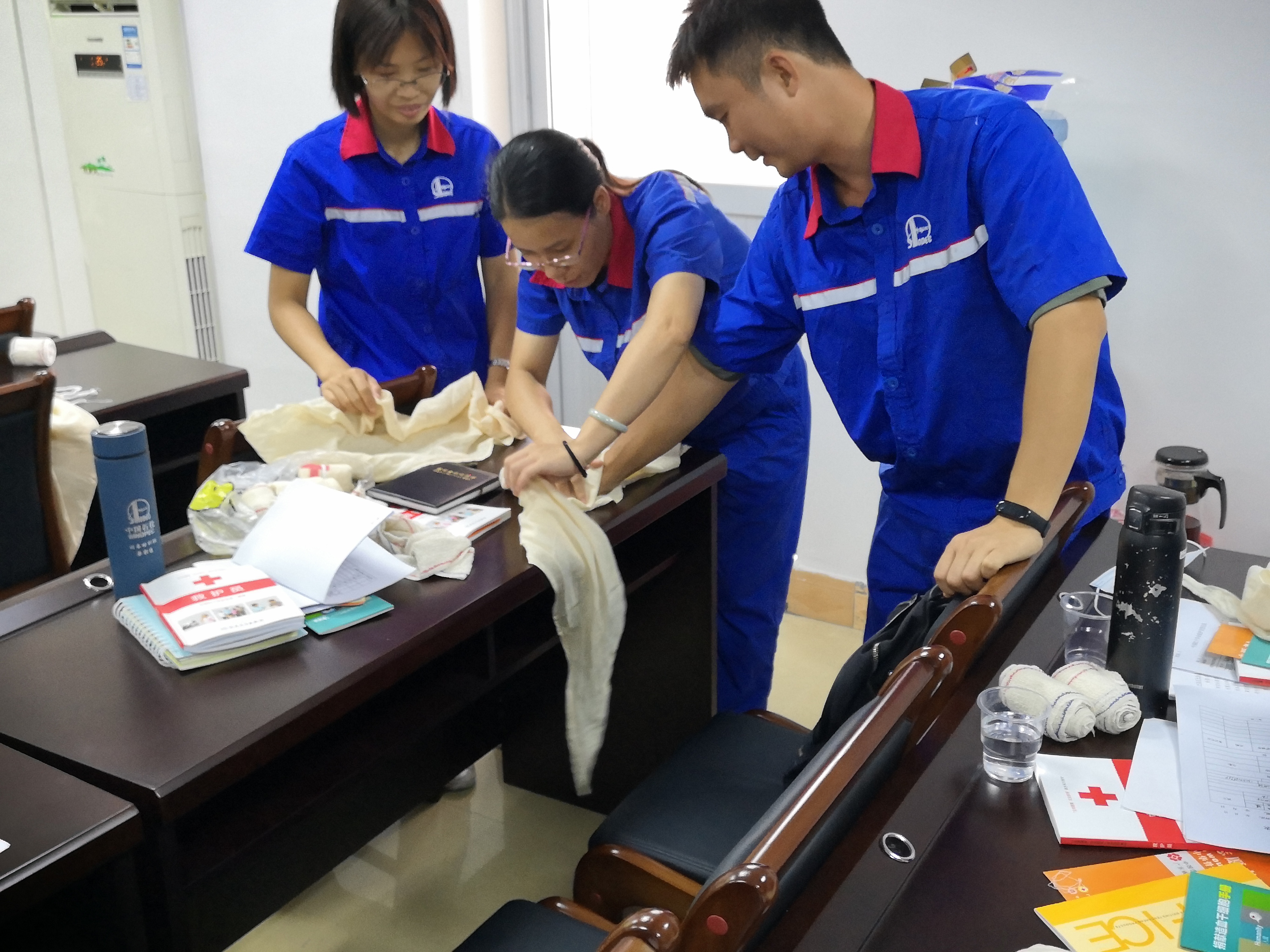 中石化云浮分公司开展应急救护培训2