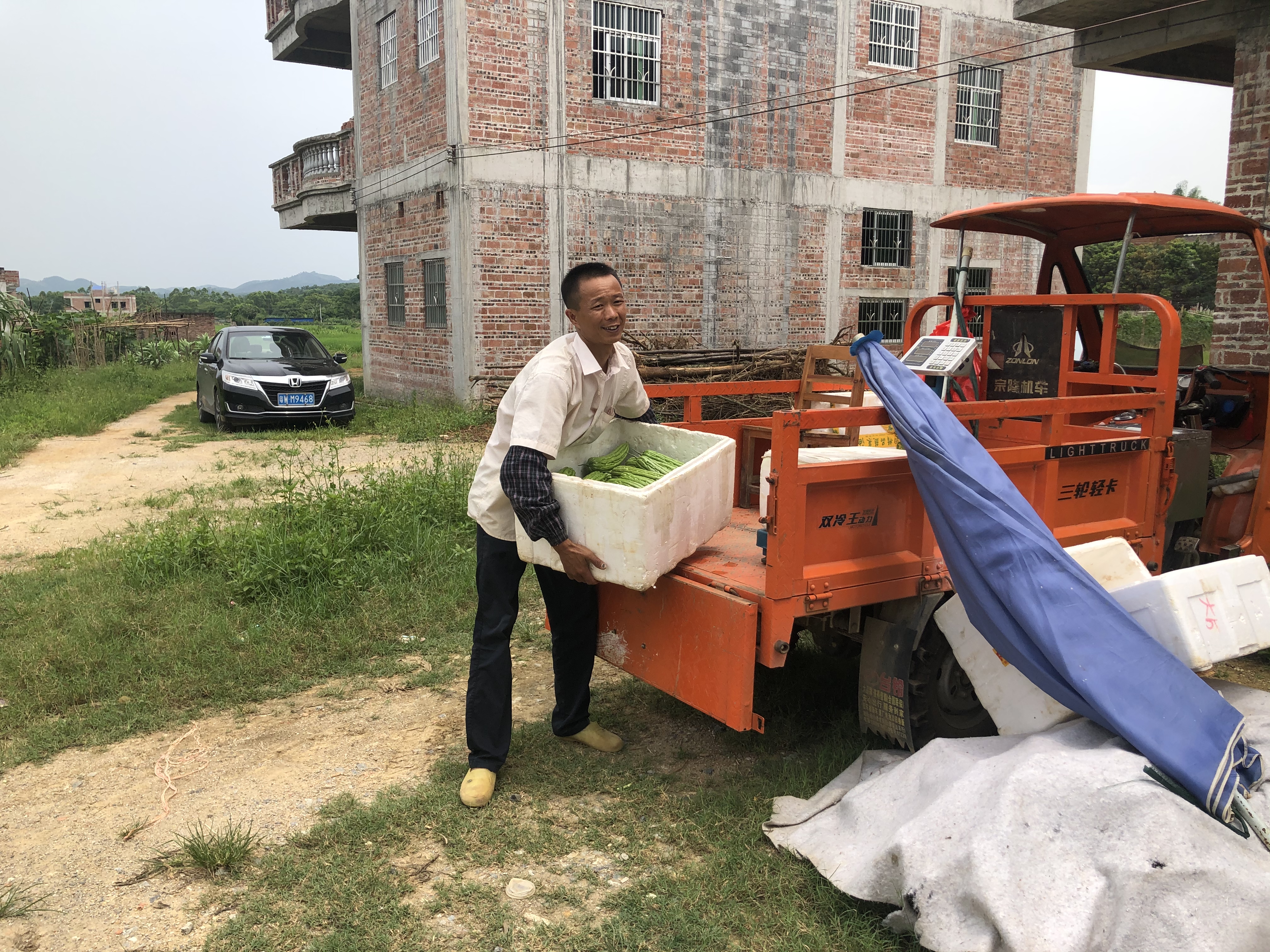 罗定市船步镇云罗村贫困户陈新炎1