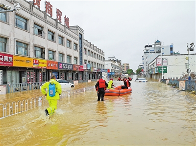 安徽歙县遭遇特大洪涝灾害