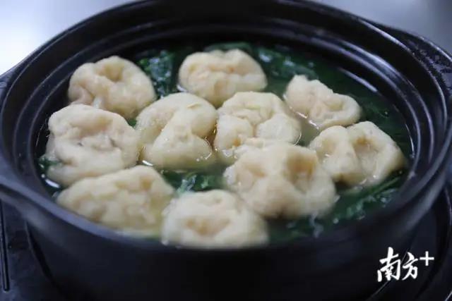 菜叶浸罗定皱纱鱼腐