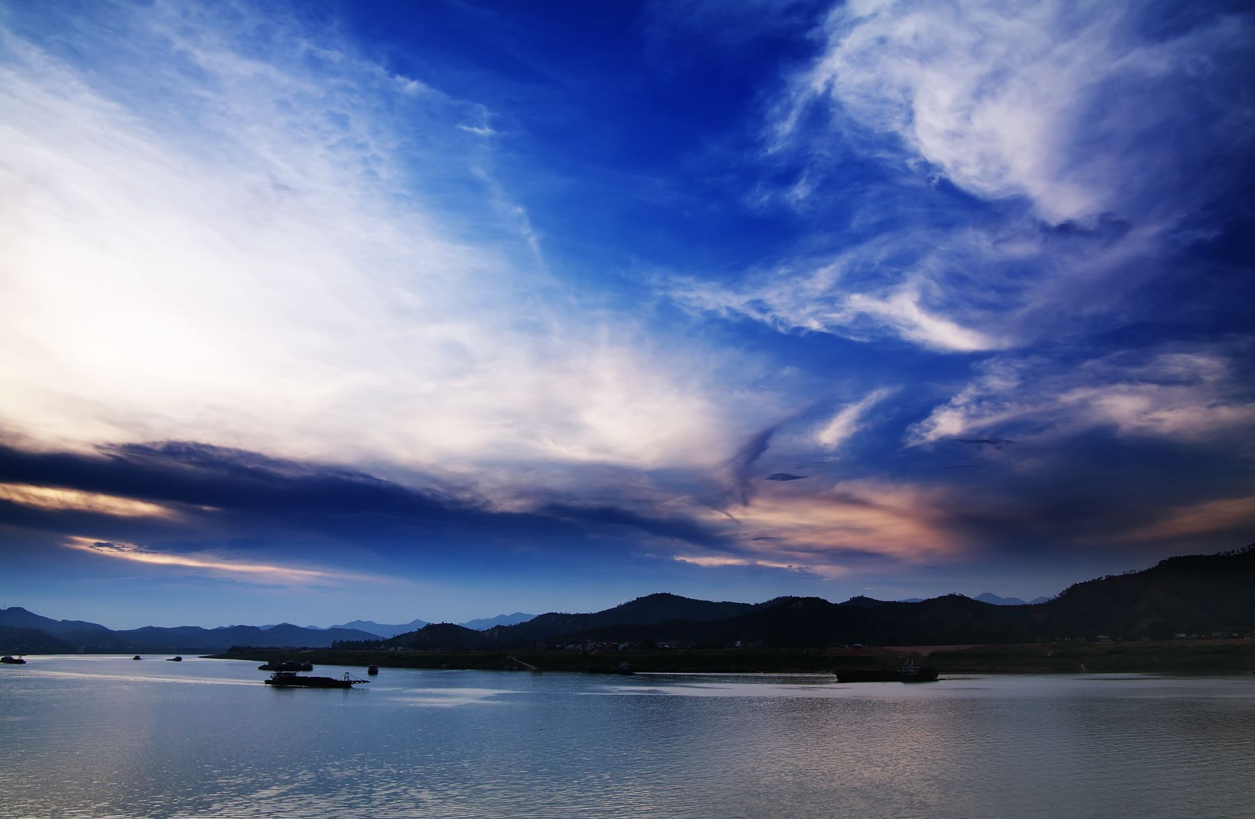 云浮云安西江美景 (3)