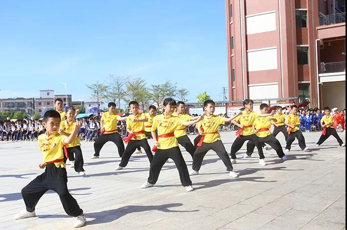 罗定市培献中学：武术龙狮进校园，社团缤纷展风采3