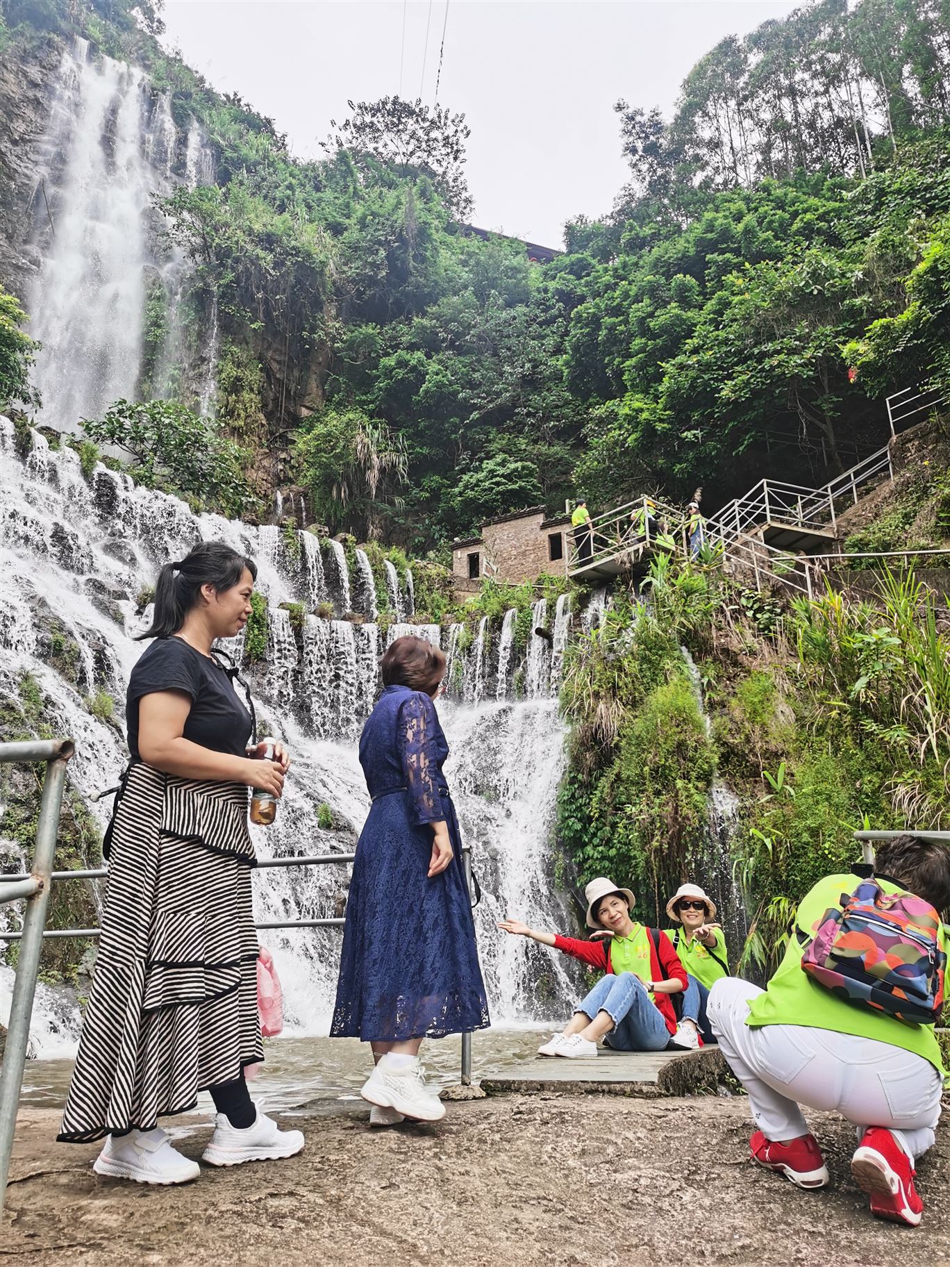 旅游服务和疫情防控两不误 云安“双节”旅游总收入约1700万元2