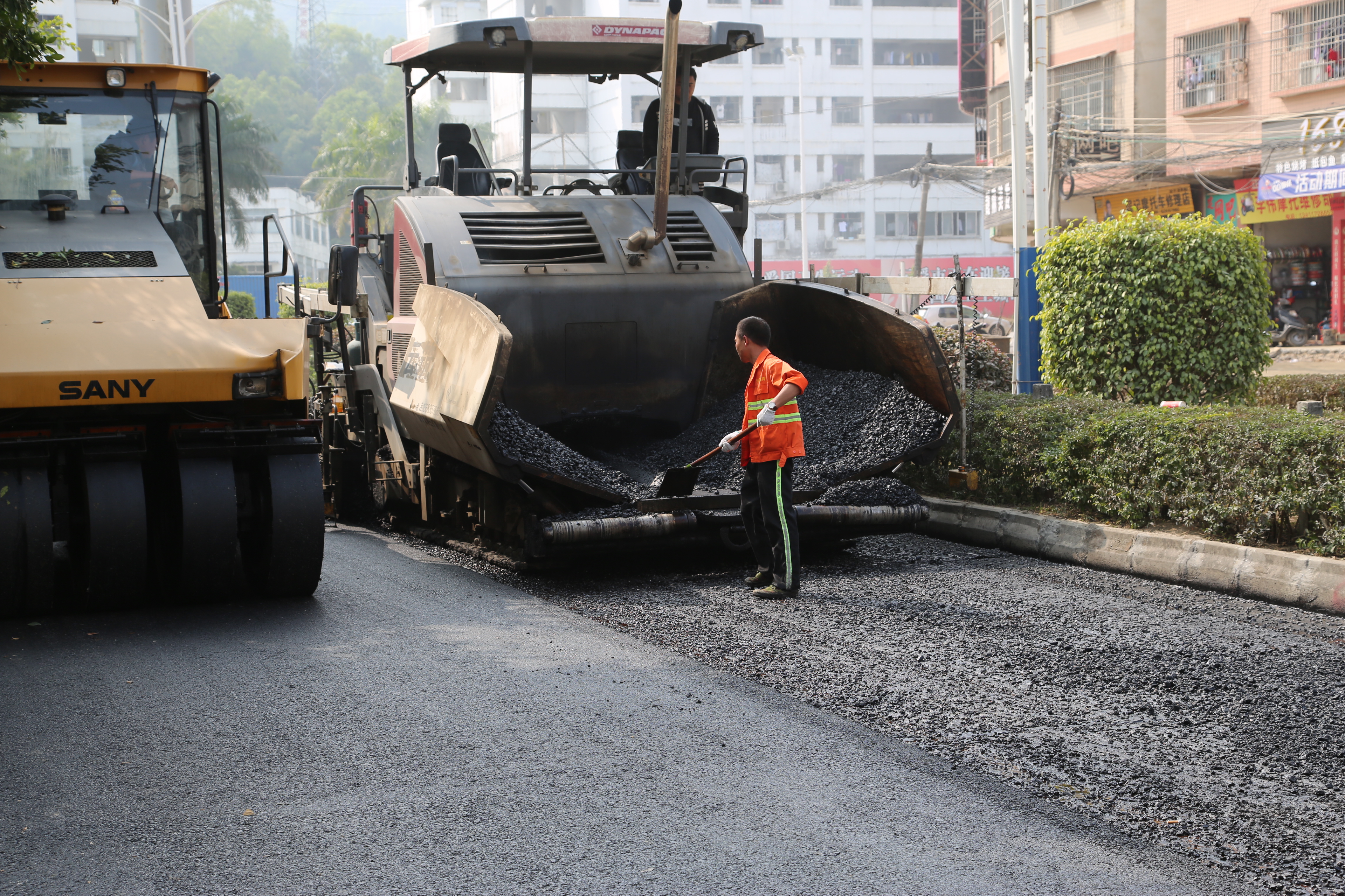 河口街西三路升级改造扎实推进