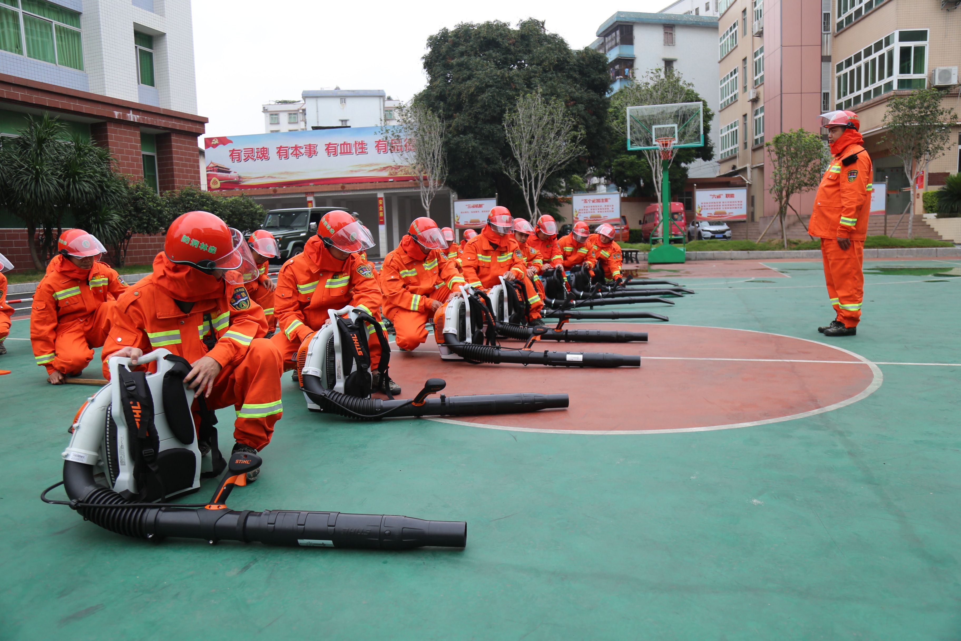 云城区人武部组织民兵应急处突演练 提升救灾调度和决策指挥能力