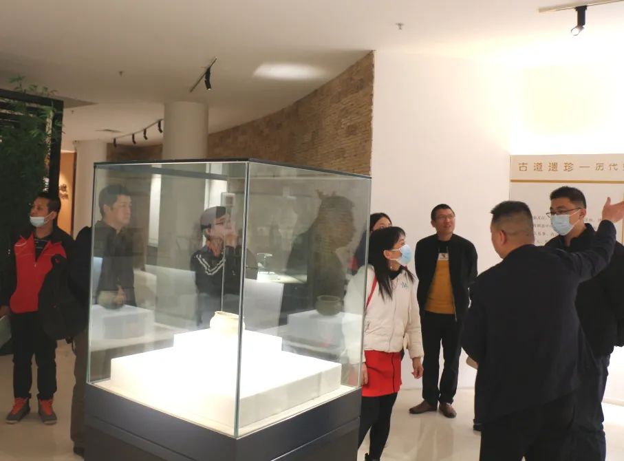 云浮市博物馆可移动文物预防性保护项目通过验收